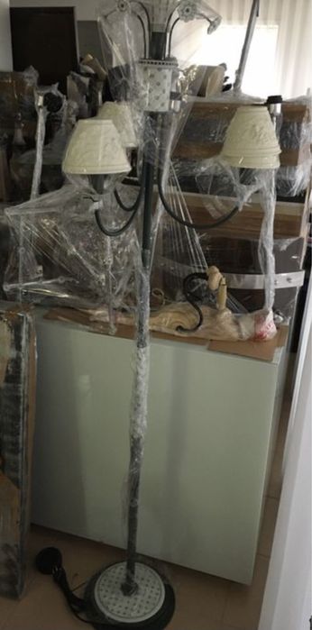 Candeeiro raro “biscuit ingles” - antiquario