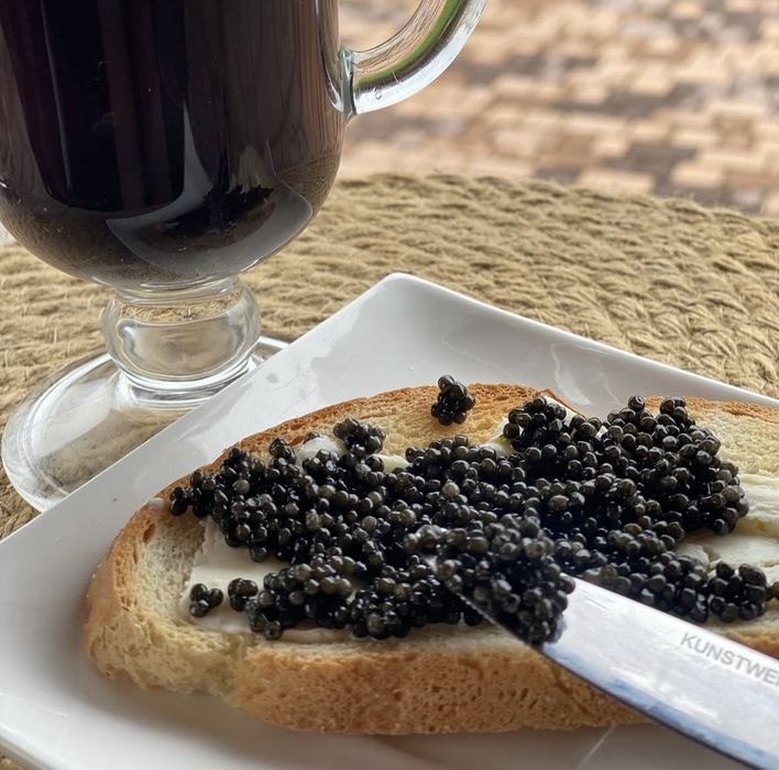 Икра,колбасы ,рыба с икрой ,креветка  опт/розница