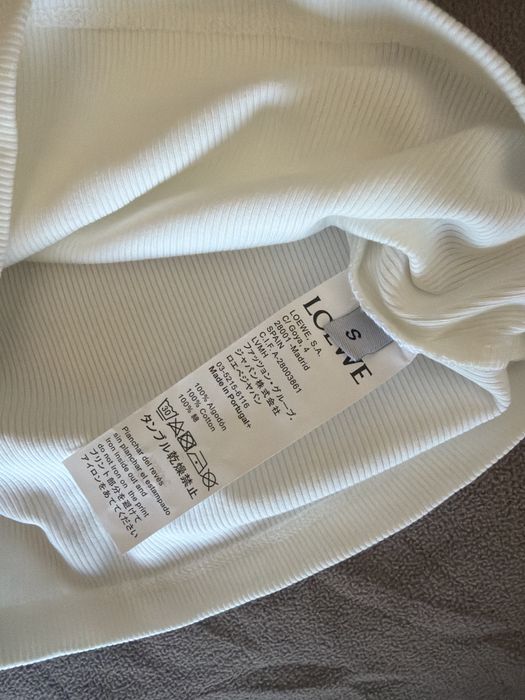 top branco Loewe novo