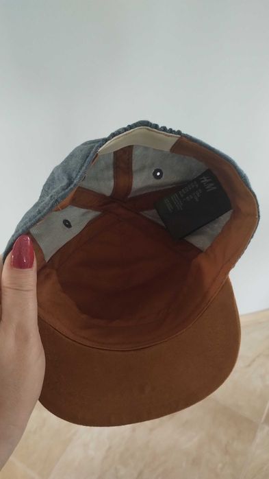 Dziecięca czapka z daszkiem NY z H&M ( size 80 )