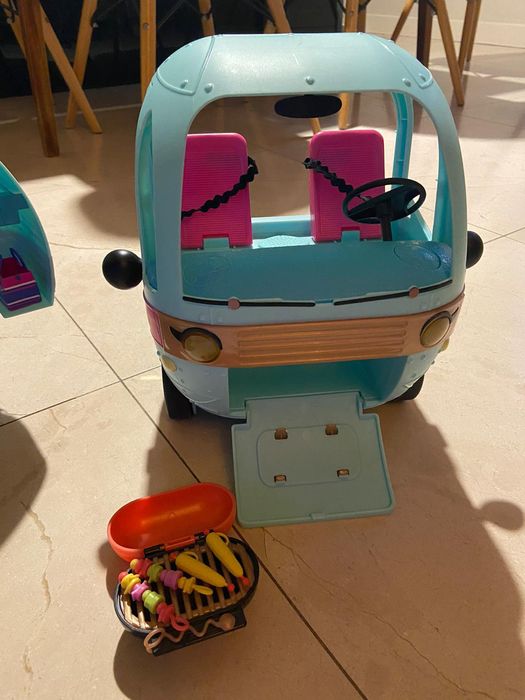 Kamper laleczek lol suprise