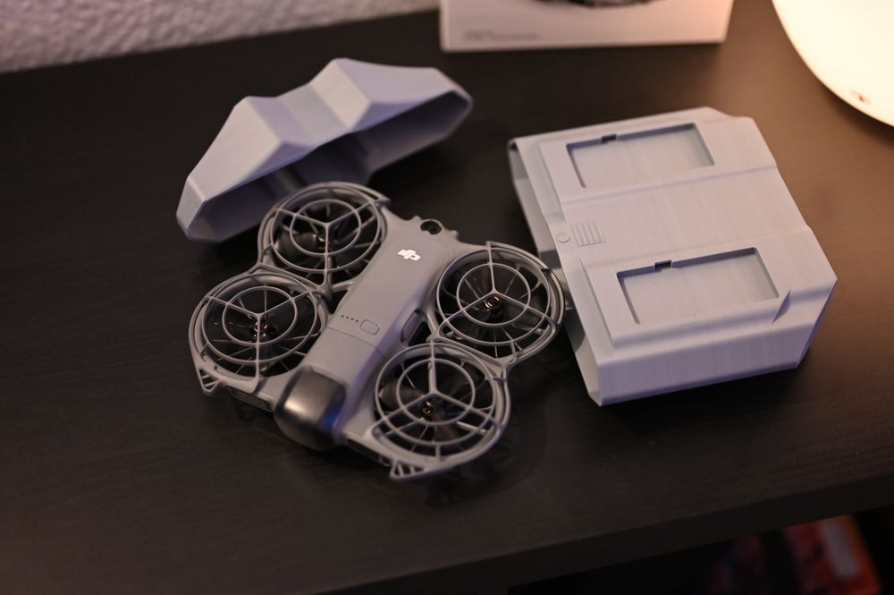 Etui na drona dji neo 2 z bateriami i antenami
