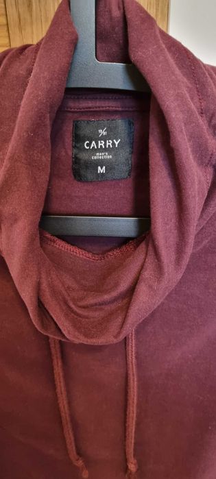 Bluzka/sweter z szerokim golfem CARRY roz. M