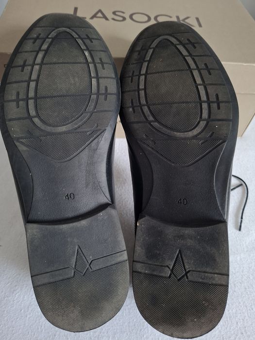 Buty eleganckie Lasocki rozmiar 40 czarne