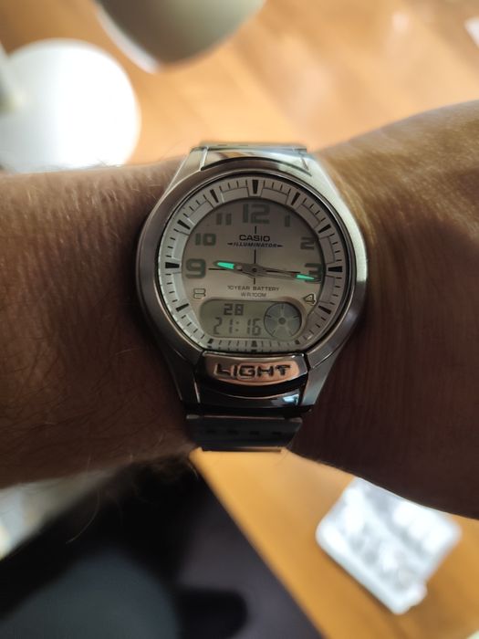 продам часы Casio ILLUMINATOR