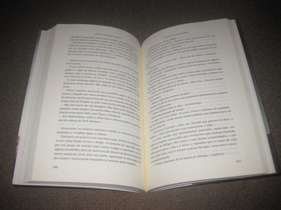 Livro "O Tempo dos Milagres" de Karen Thompson Walker