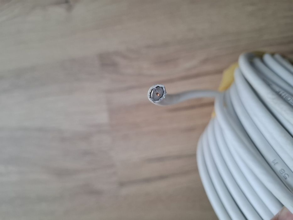 Kabel koncentryczny SAT9590 sonik do TV HD satelitarnej okoł 50 metrów