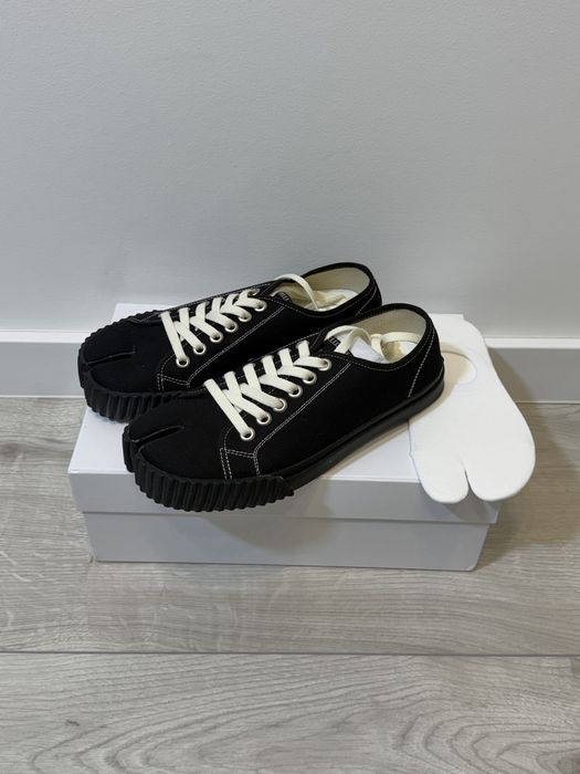 кеды Maison Margiela Tabi Total Black Vetements Balenciaga