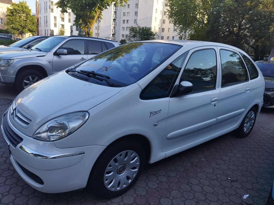 Sprzedam Citroen Xsara Picasso  1,6 benzyna - 2008
