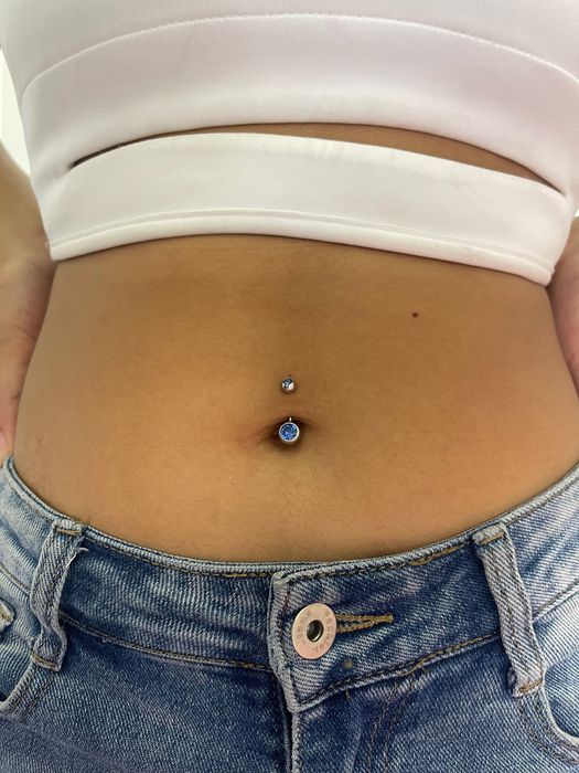 Faço piercings em todo o corpo