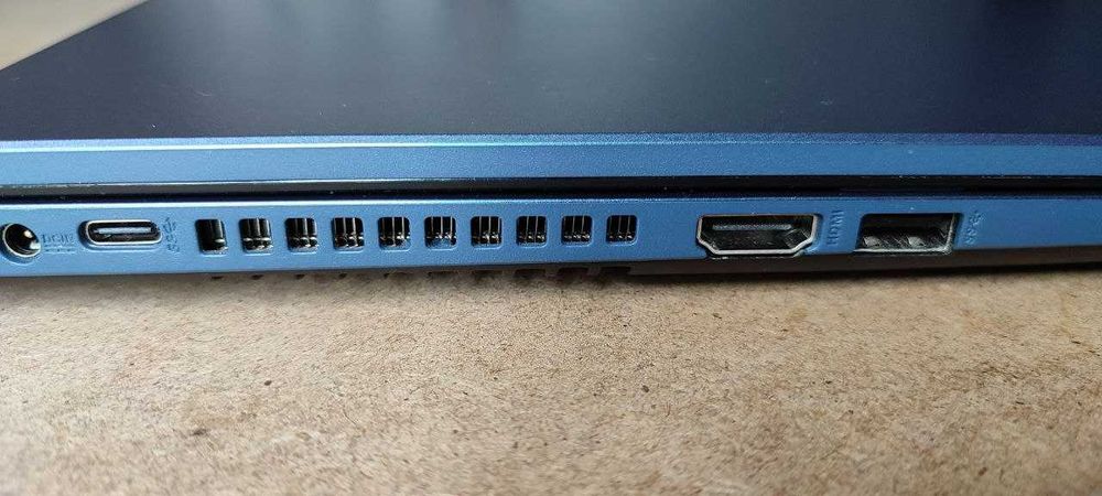 Ноутбук ASUS X515EP