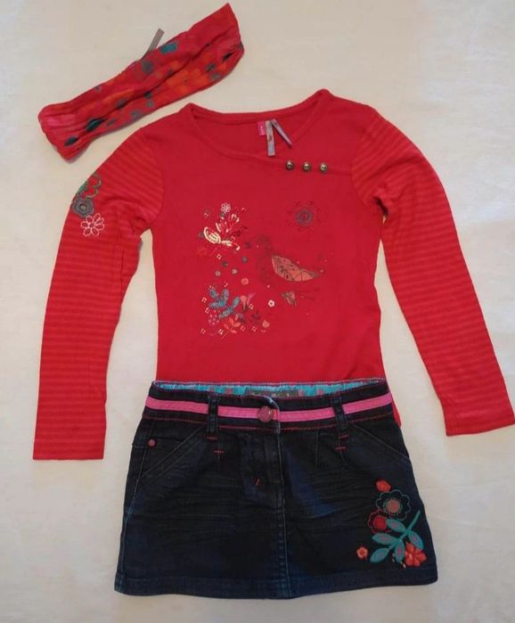 Conjunto Saia Sweet e Fita cabelo. 3 Anos