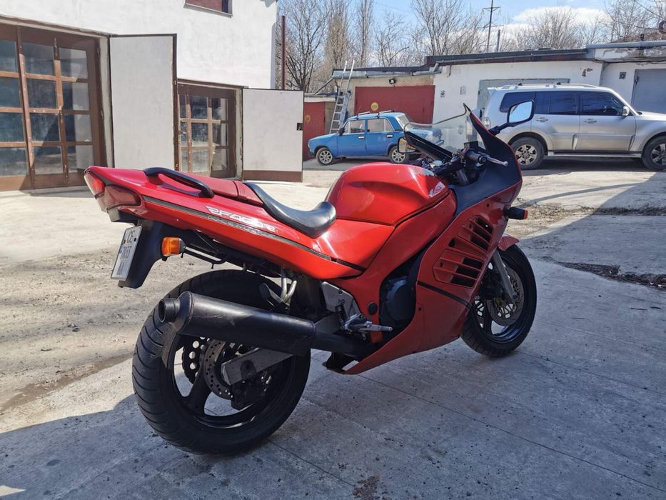 Продам Suzuki rf 400