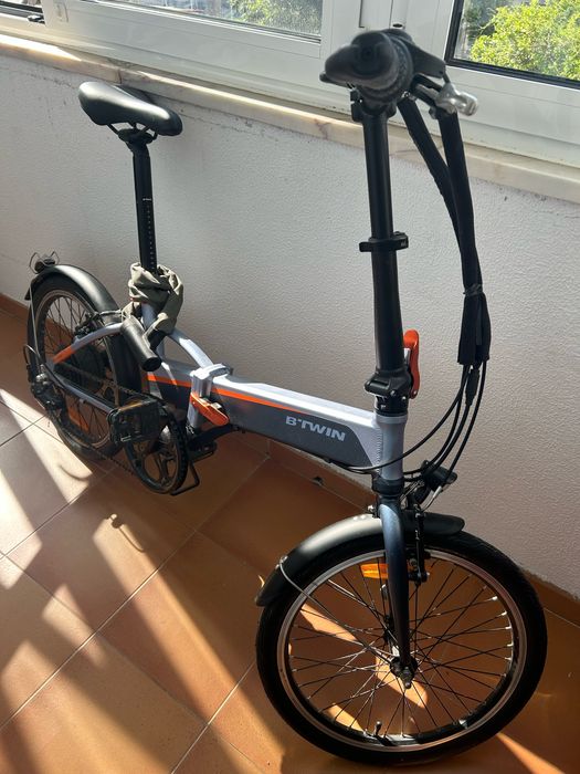 Bicicleta eletrica dobravel como nova B’Twin Tilt 500
