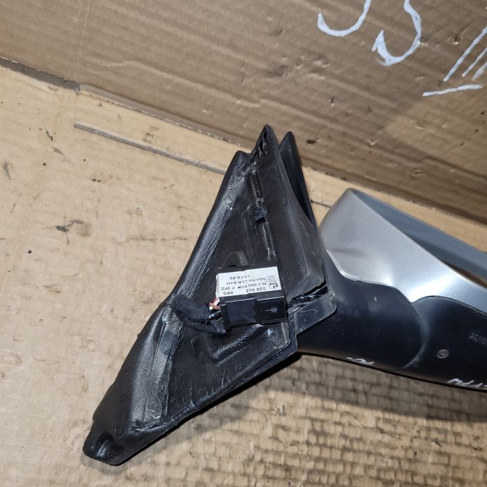 Lusterko prawe elektryczne audi a3 8l lift 2002r LY7W 5 drzwi