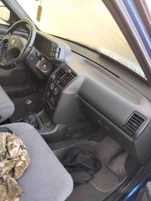 Продам авто Ваз 2112