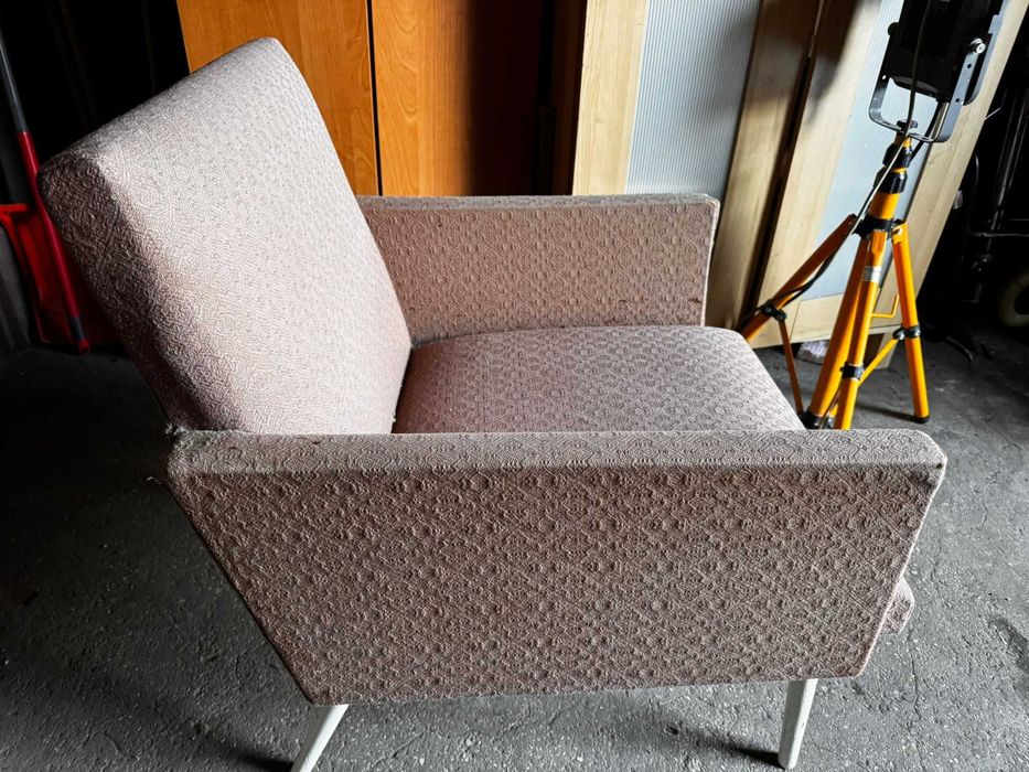 Sprzedam fotel  z PRL
Fotel z PRL