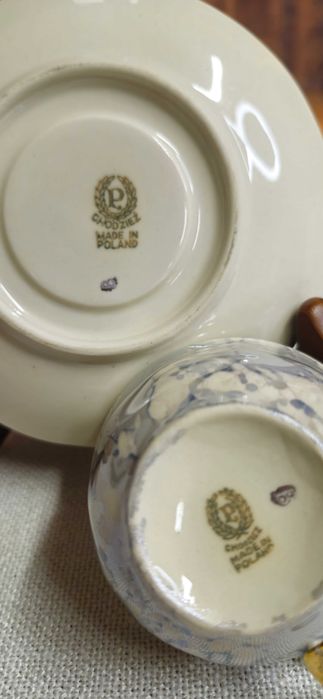 Porcelanowy komplet kawowo-herbaciany CHODZIEŻ dla 6 osób