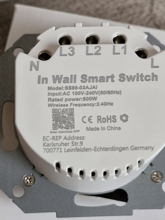 Inteligentny przełącznik świetlny wifi