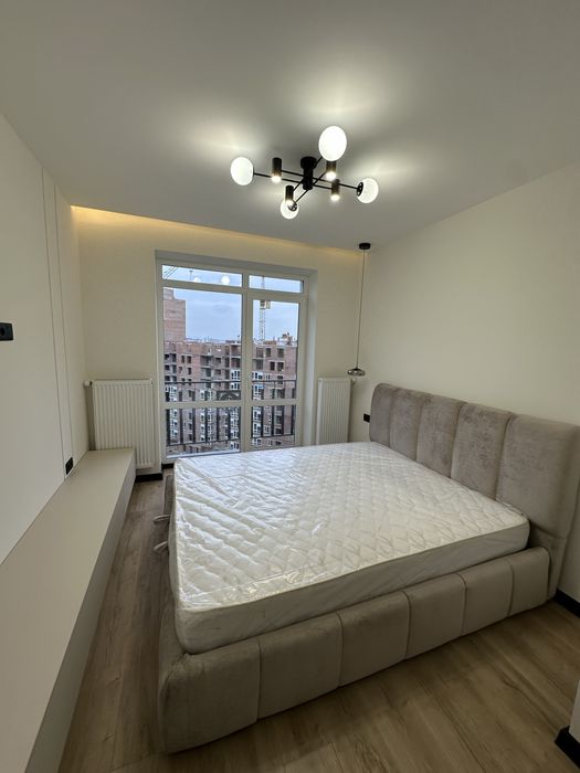 Продам 2 км за функціоналом 3 км з сучасним ремонтом ще ніхто не жив