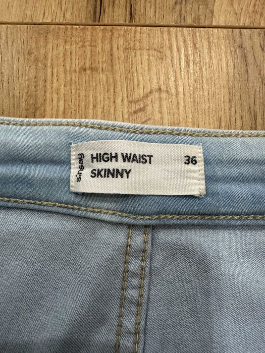 Obcisłe dżinsowe legginsy spodnie skinny Orsay S