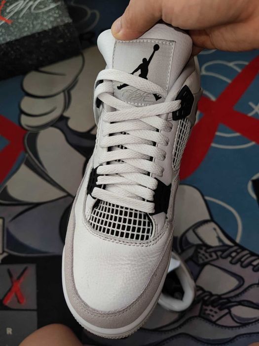 Jordan_4_Retro_R. 38