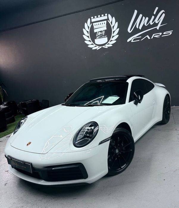 Porsche 911 (992) Carrera PDK