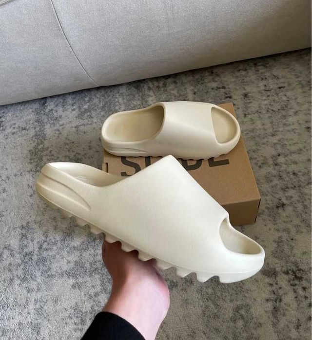 adidas Yeezy Slide, 46