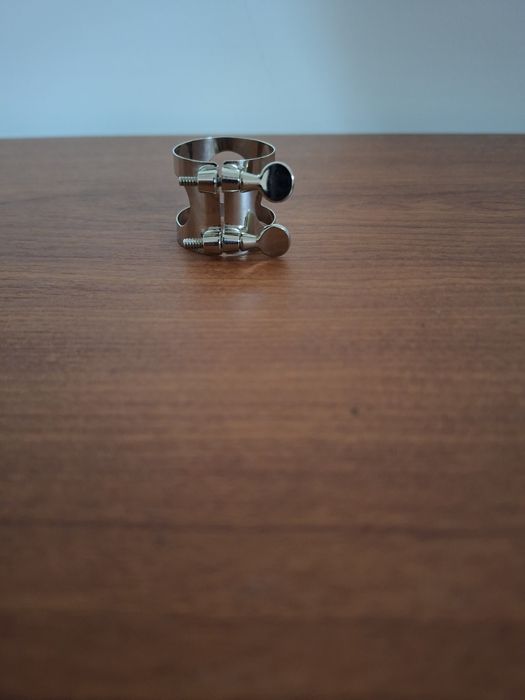 Abraçadeira Saxofone Tenor