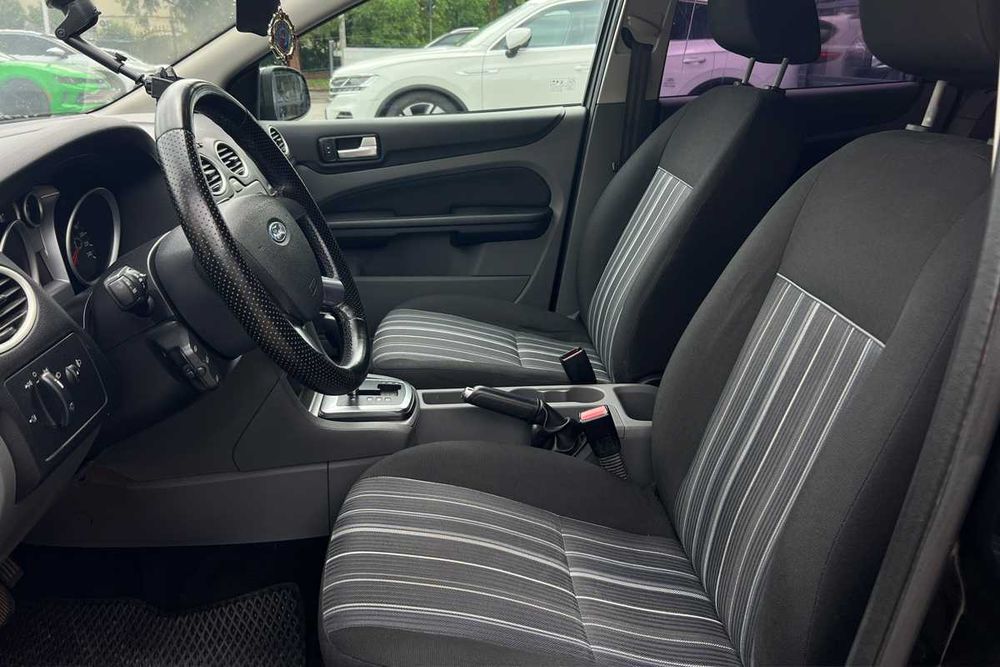 Ford Focus 2011