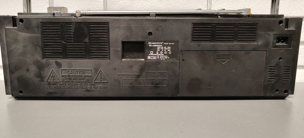 Radiomagnetofon BOOMBOX RADIOTONE Madrid RDH-660.