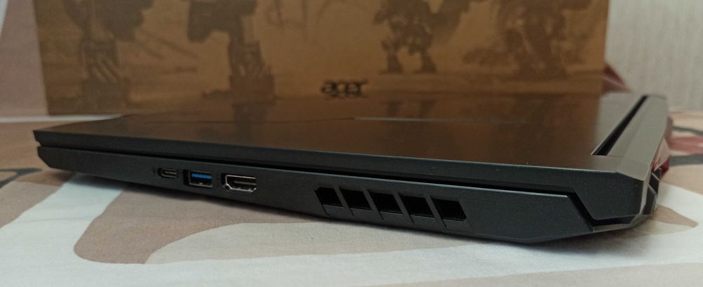 Acer Nitro 5 AN515-45 RTX 3060 Ryzen 5 5600H