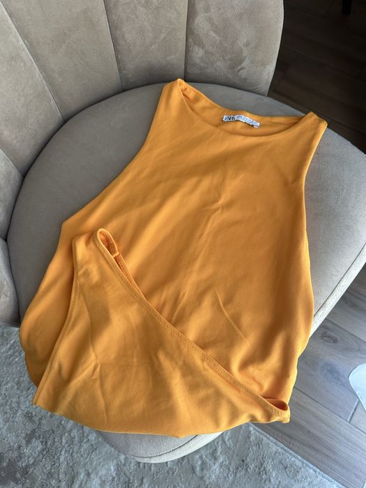 Помаранчевий боді Zara