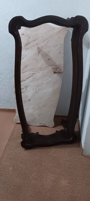 Mesa de sala de estar.