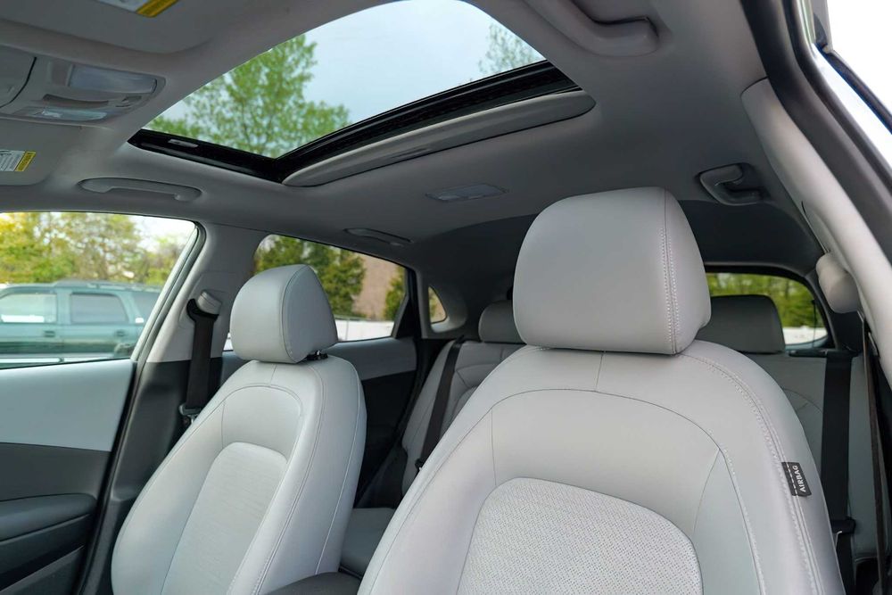 Hyundai Kona      2019