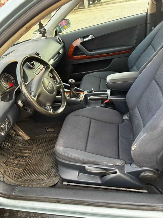 Audi a38p 2003r