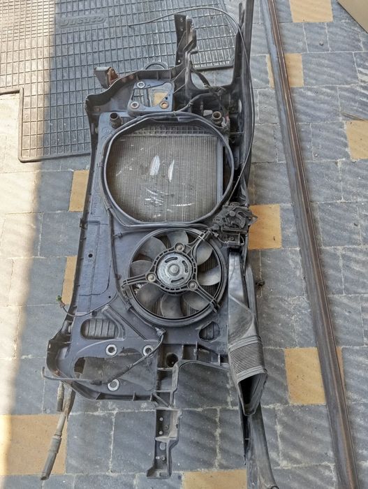 Установлена панель телевізор Пассат б5+ шкода суперб автомат