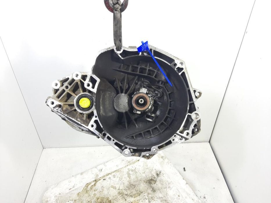 OPEL ASTRA TRANSMISSION BOX REF. F17C374