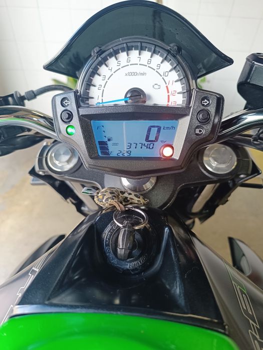 Kawasaki ER-6N  650cc 53 KW