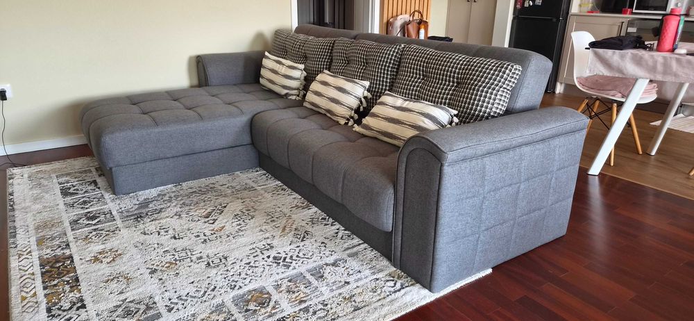 Sofá Cama com Chaise Long