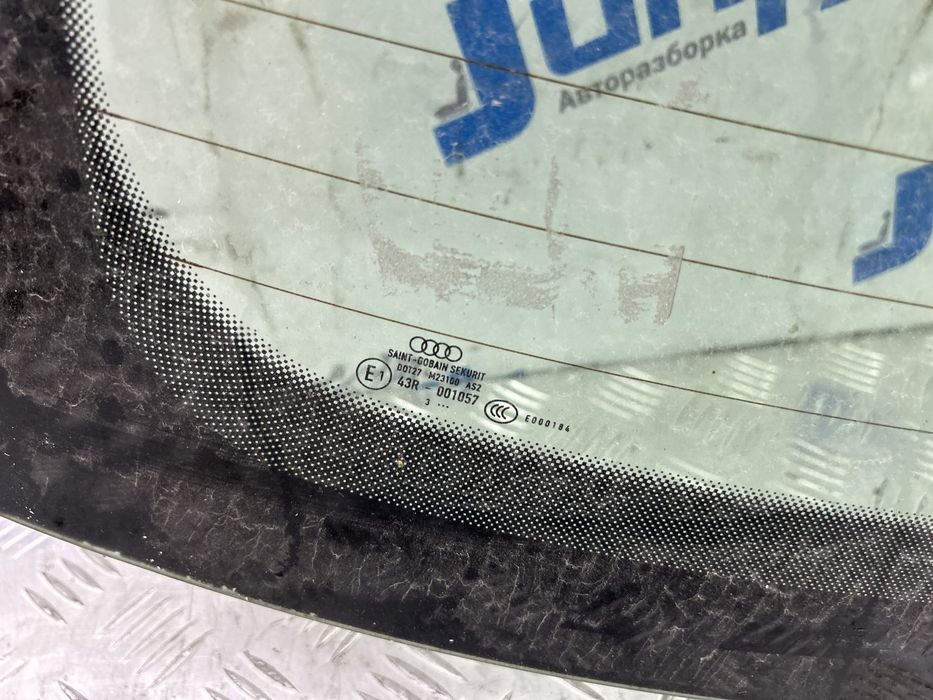 Заднее стекло с подогревом 8K5845501NVB для Audi S4 B8 2007-2015