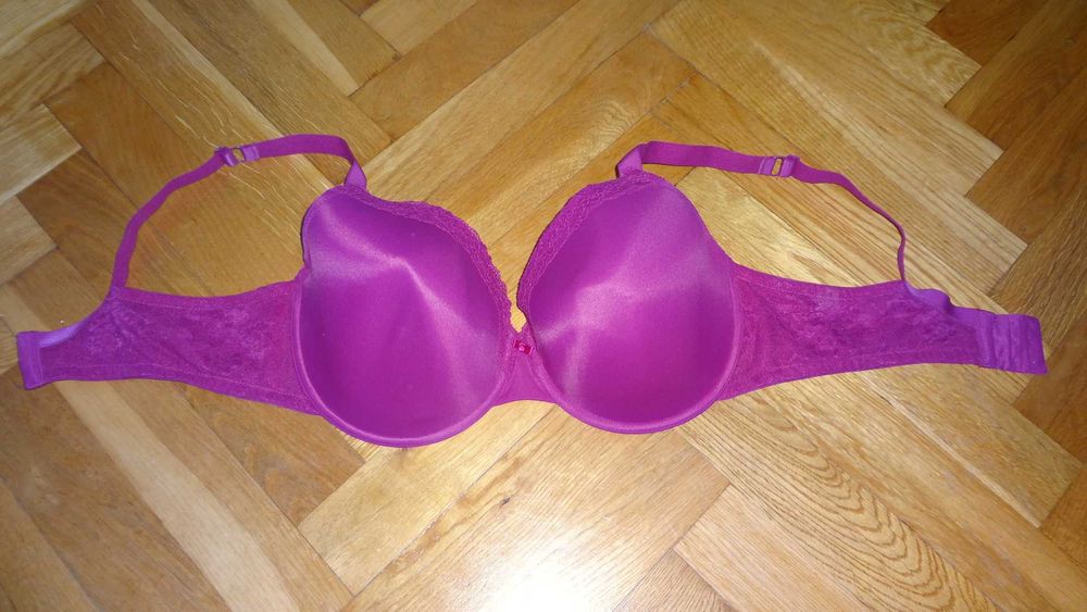 Biustonosz Marks&Spencer 90G