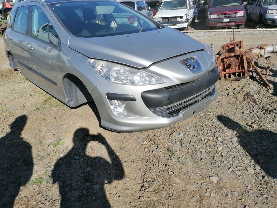 Material Frente peugeot 308 de 2009