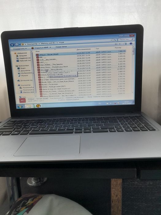 Розбір ASUS X540UB  є все.  робоче недорого торг !!