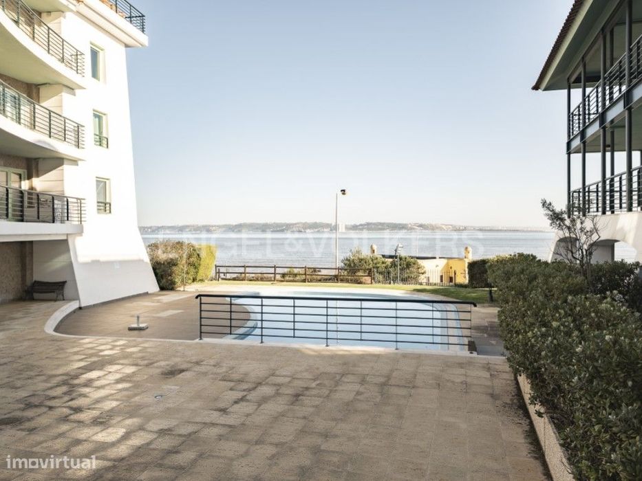Elegante T2 com Vista Mar