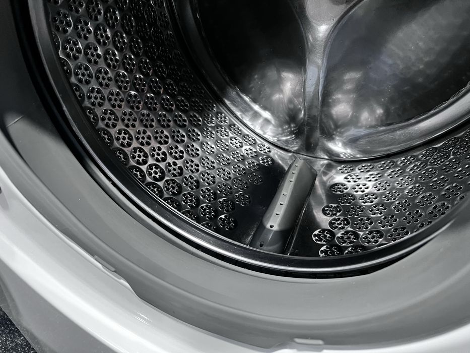 8+4 кг 1600 об с сушкой инверторная стиральная машина ELECTROLUX. Доставка бесплатно
