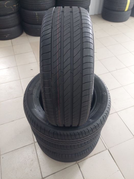 Комплект літньої гуми літо літня Michelin R16 195 55