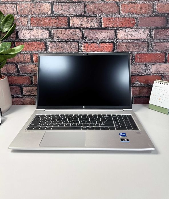 Ноутбук HP Probook 450 G9·I5-1235U·8GB·SSD 256GB·Full HD·15.6"·Гарантія·10 ядер·Для навчання·Уцінка·металевий·2022 рік