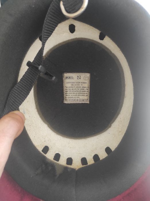 Selling two helmets64176739344130122