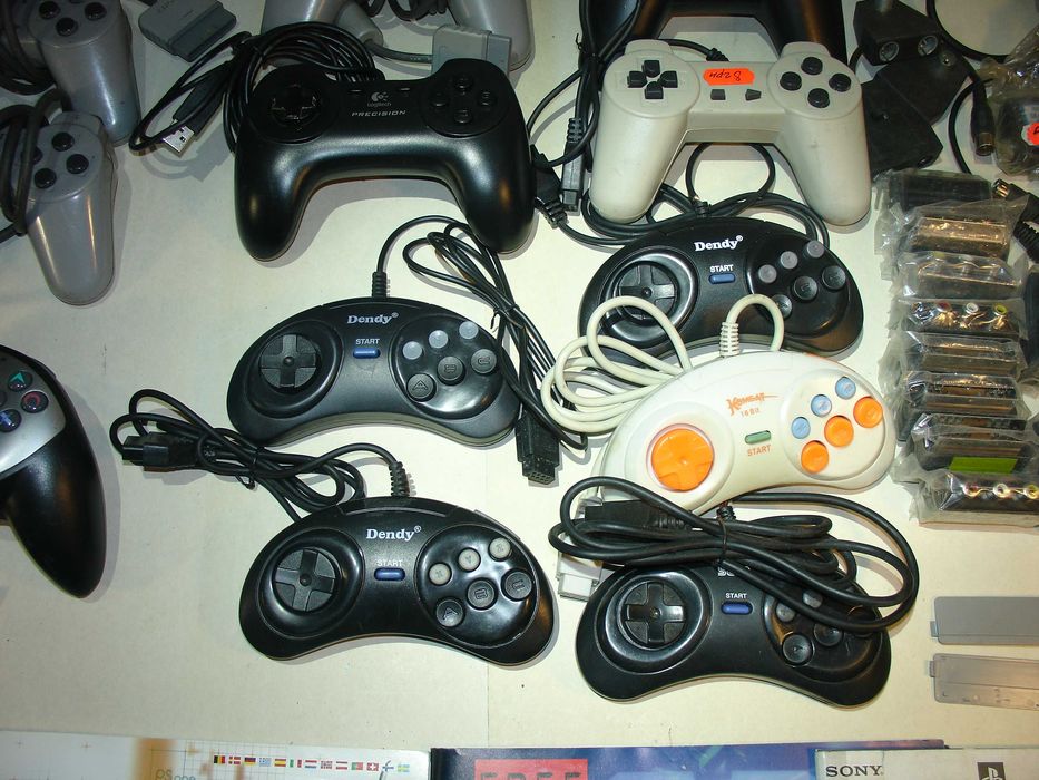 Ігри Dandy Денді-16 біт, Sony,Play Station, джойстик,адаптер. ЛОТ-48шт